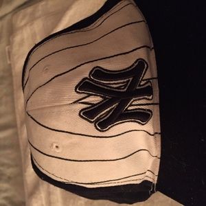 Yankees hat